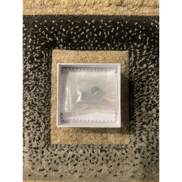 EKJQB Black Pearl Stud Earrings For Women - Picture 3 of 8